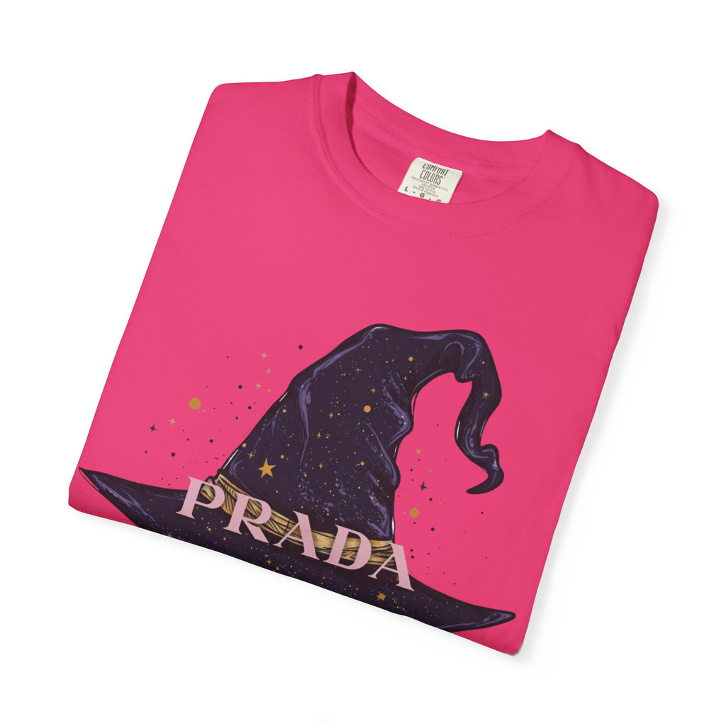 Chic Witchy Hat T-Shirt | Cute Halloween Top, Casual Tee, Vintage Style, Gift for Ghost Lovers, Unisex Clothing
