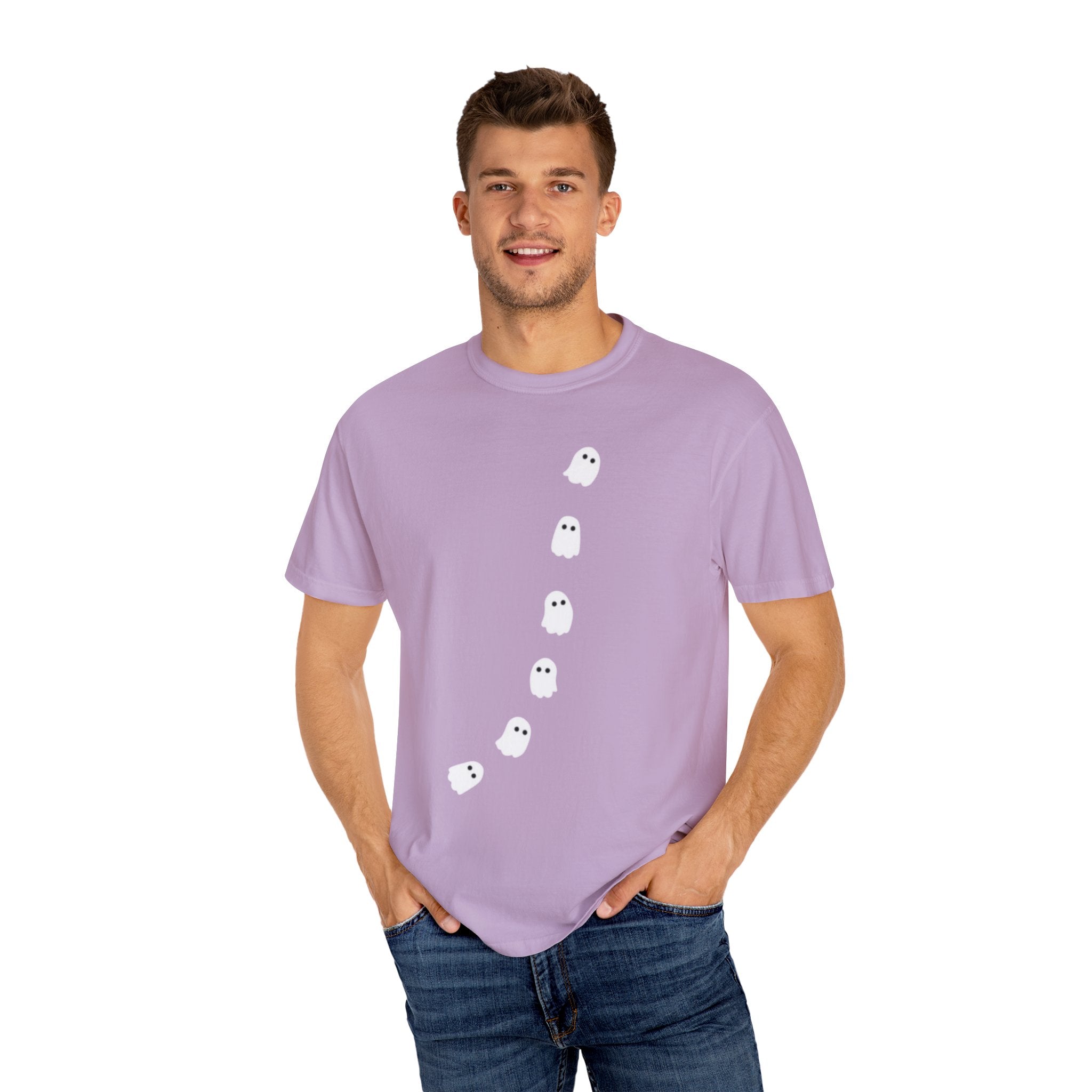 Minimalist Ghosty T-Shirt | Cute Halloween Top, Casual Tee, Vintage Style, Gift for Ghost Lovers, Unisex Clothing