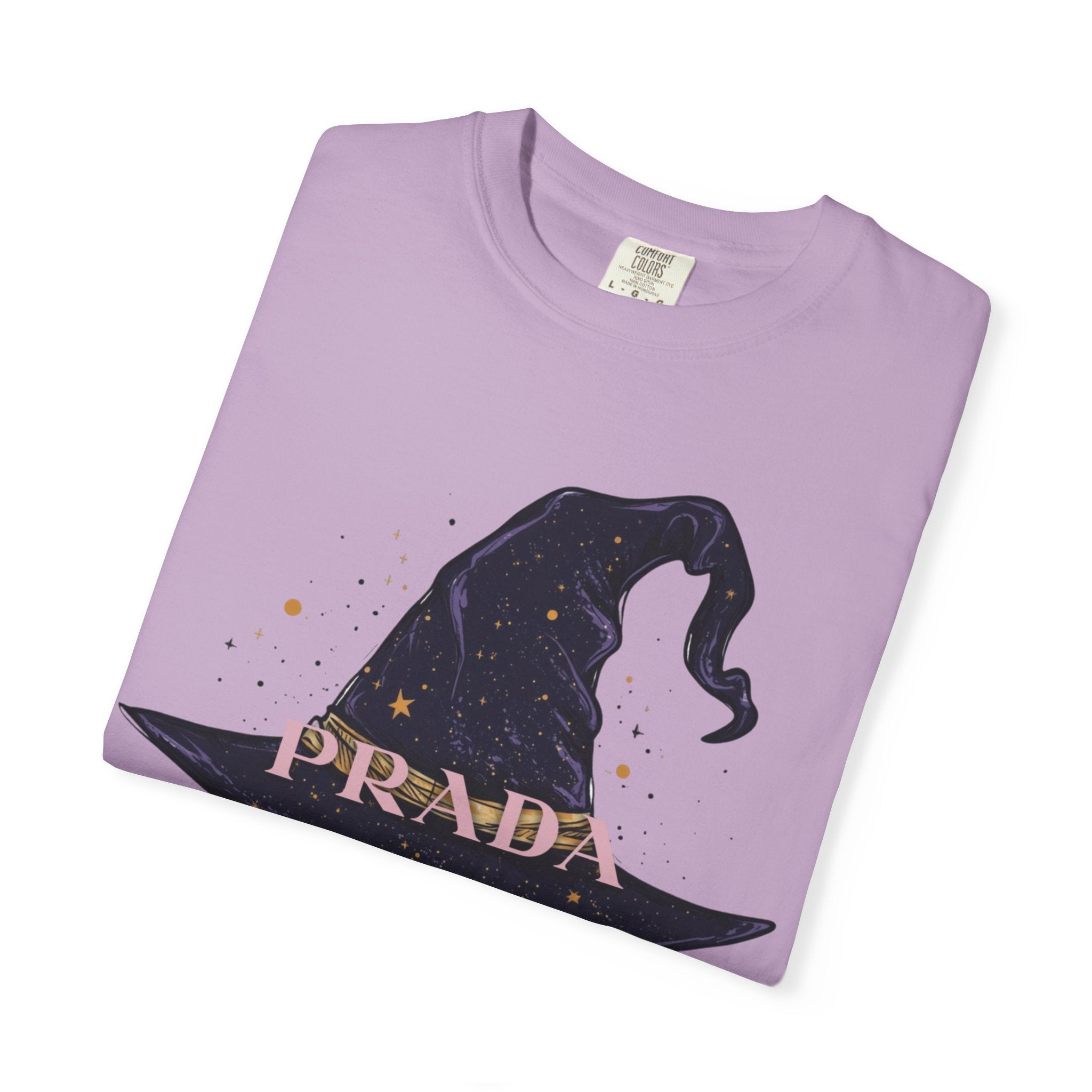 Chic Witchy Hat T-Shirt | Cute Halloween Top, Casual Tee, Vintage Style, Gift for Ghost Lovers, Unisex Clothing