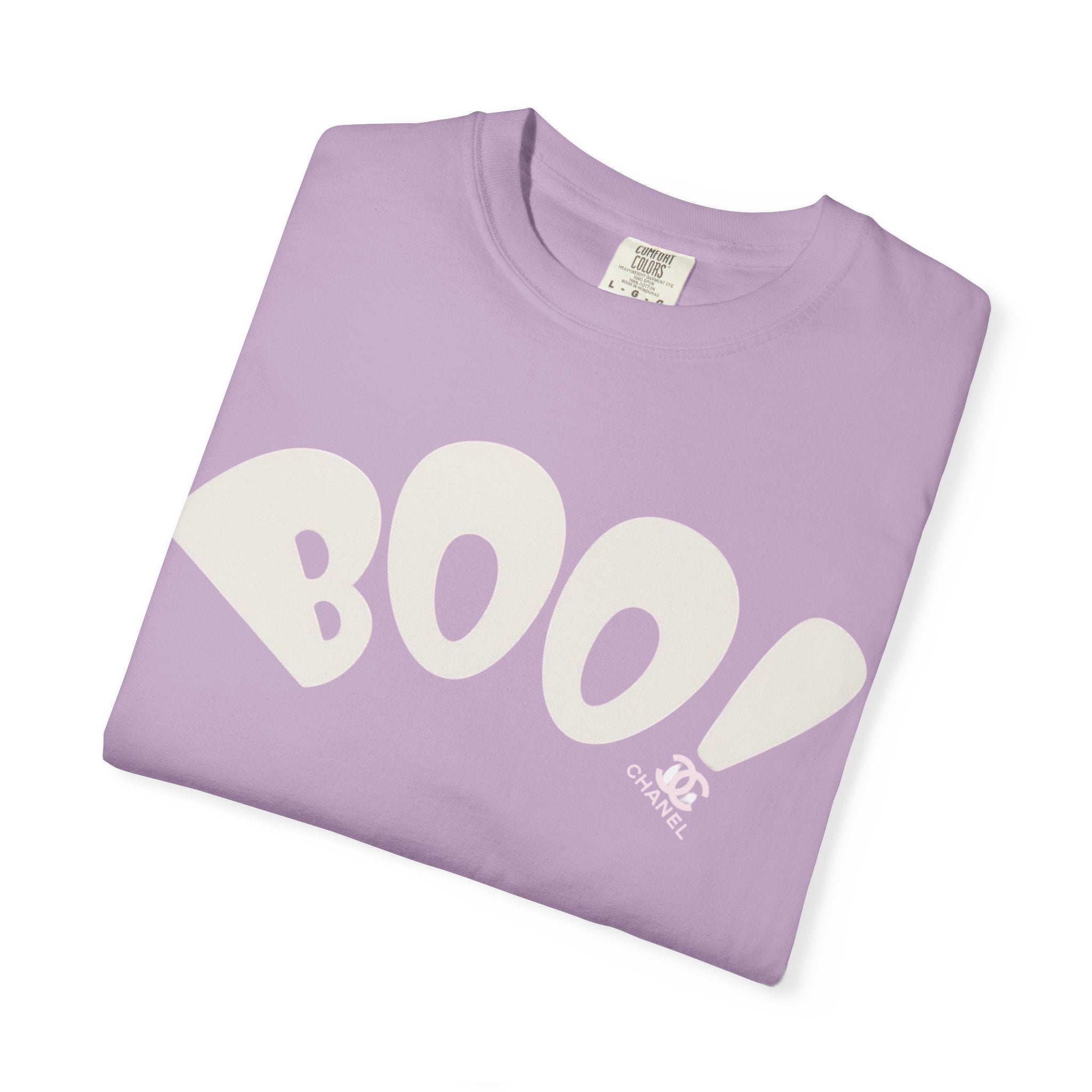 Boo T-Shirt | Cute Halloween Top, Casual Tee, Vintage Style, Gift for Ghost Lovers, Unisex Clothing