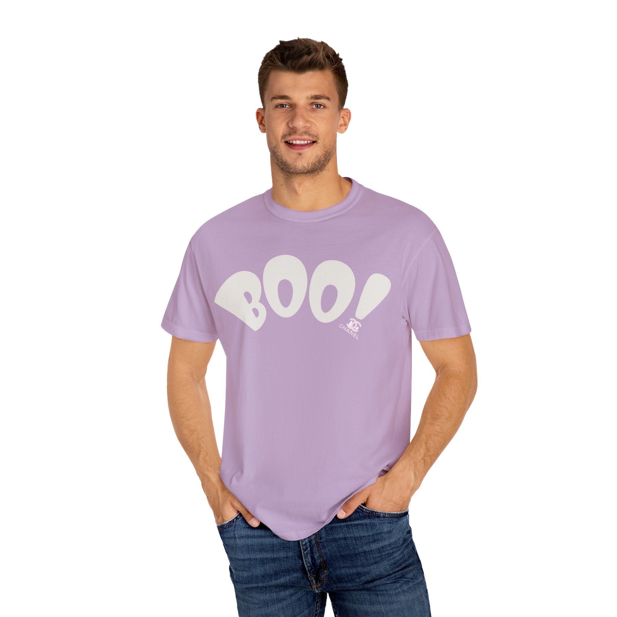 Boo T-Shirt | Cute Halloween Top, Casual Tee, Vintage Style, Gift for Ghost Lovers, Unisex Clothing