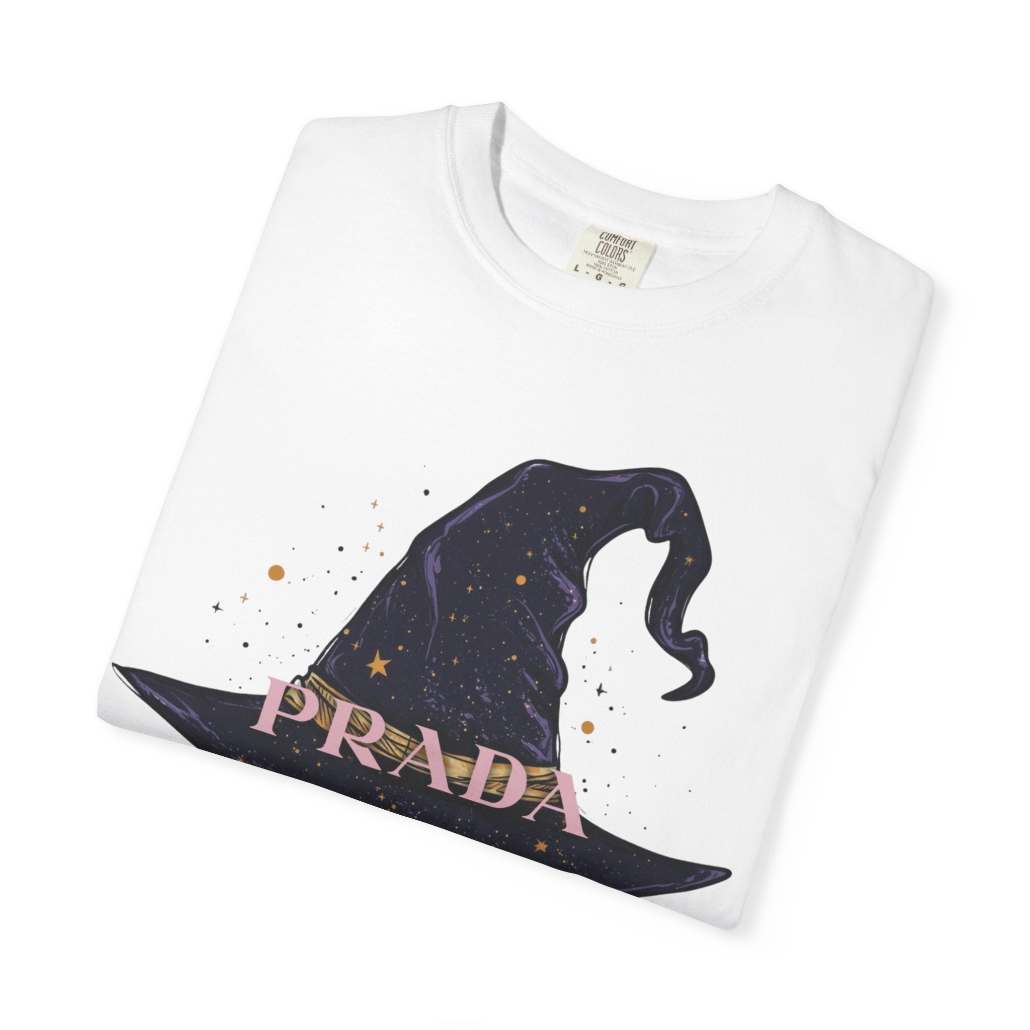 Chic Witchy Hat T-Shirt | Cute Halloween Top, Casual Tee, Vintage Style, Gift for Ghost Lovers, Unisex Clothing