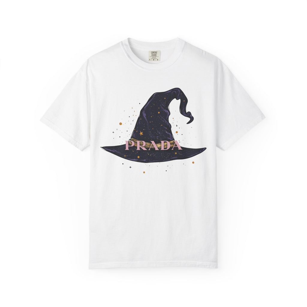 Chic Witchy Hat T-Shirt | Cute Halloween Top, Casual Tee, Vintage Style, Gift for Ghost Lovers, Unisex Clothing