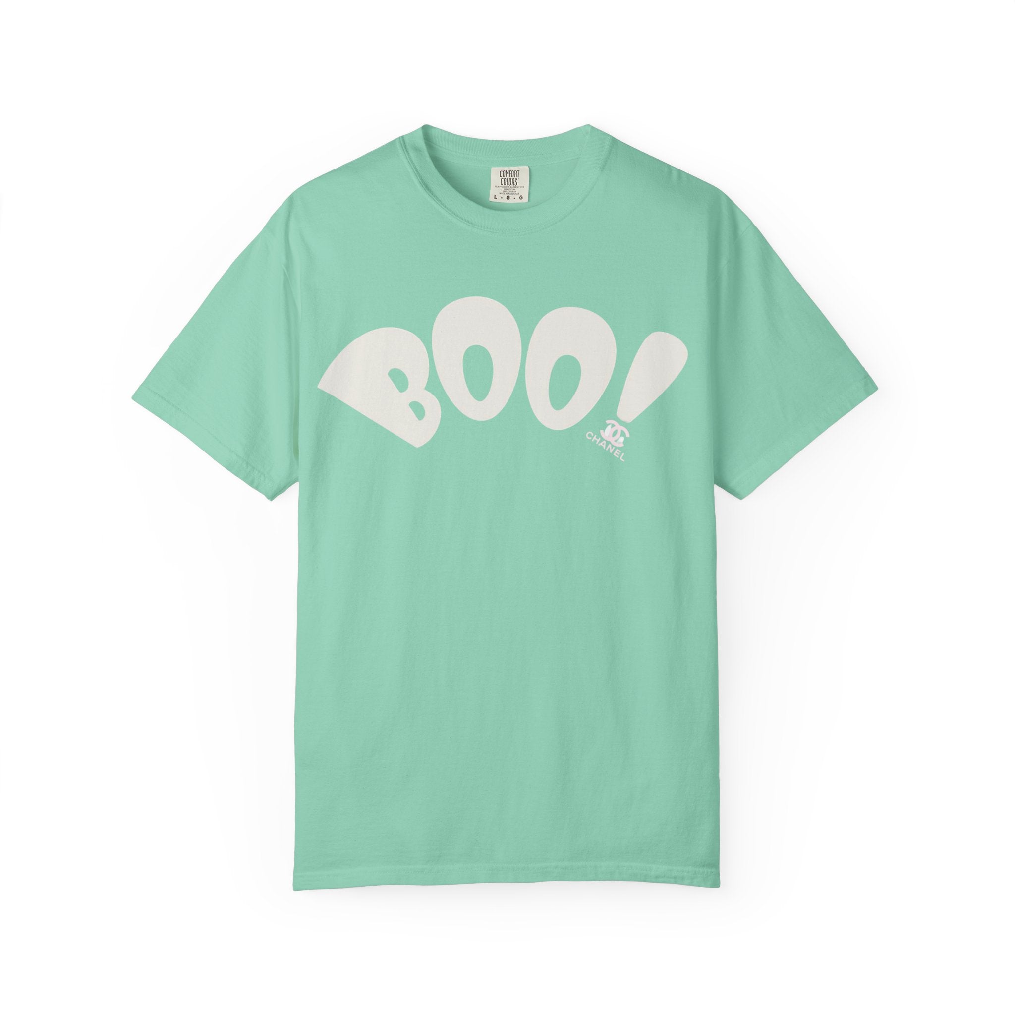 Boo T-Shirt | Cute Halloween Top, Casual Tee, Vintage Style, Gift for Ghost Lovers, Unisex Clothing