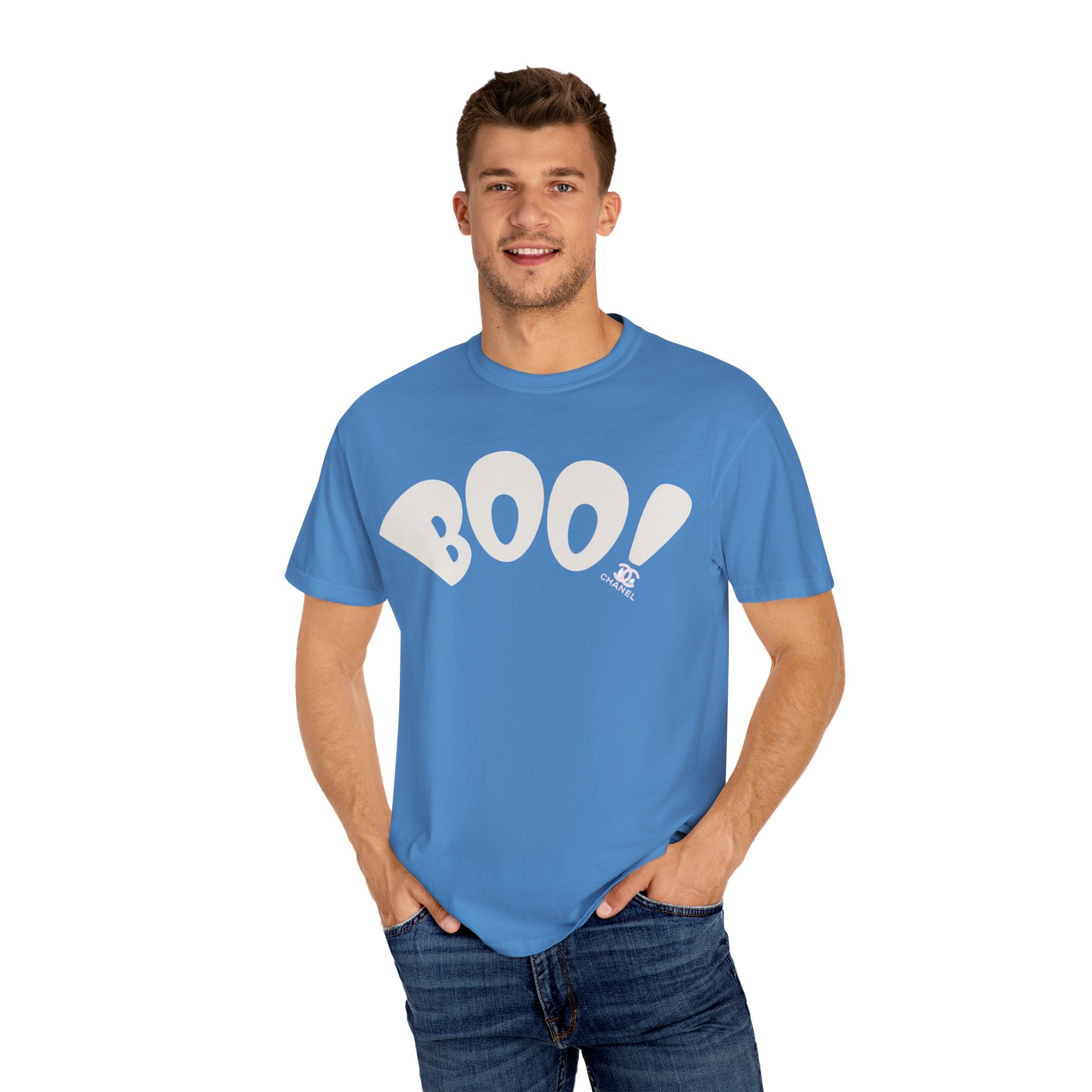 Boo T-Shirt | Cute Halloween Top, Casual Tee, Vintage Style, Gift for Ghost Lovers, Unisex Clothing